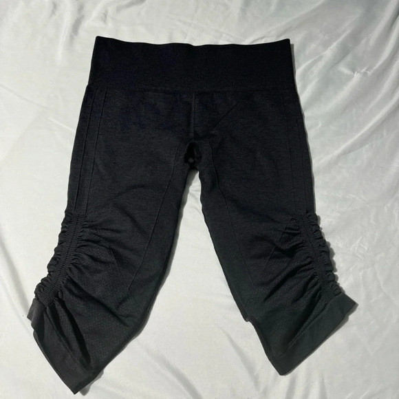 Lululemon Ebb to Street Cropped 21” leggings Dark Grey Yoga  Size 8 - Picture 2 of 12